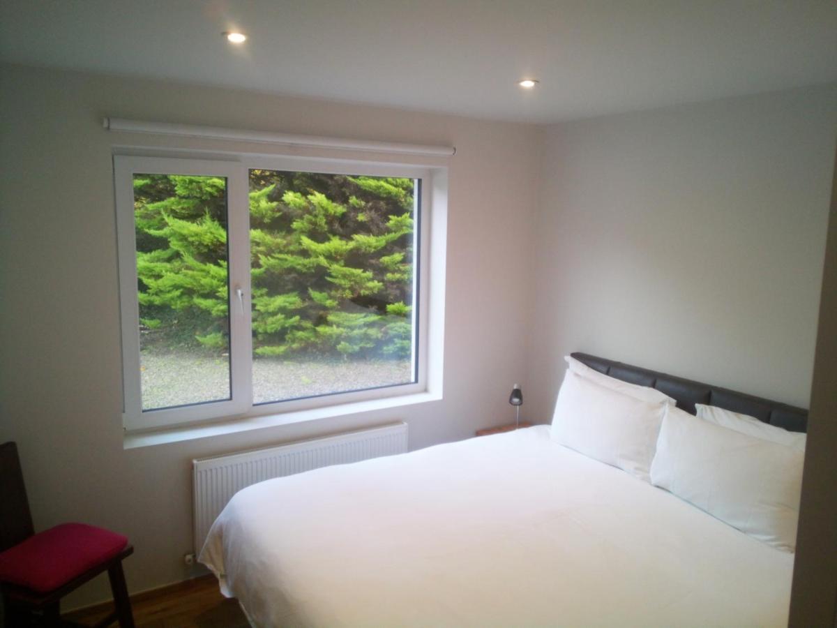 Spacious Contemporary Chalet Type Apartment. * Galway